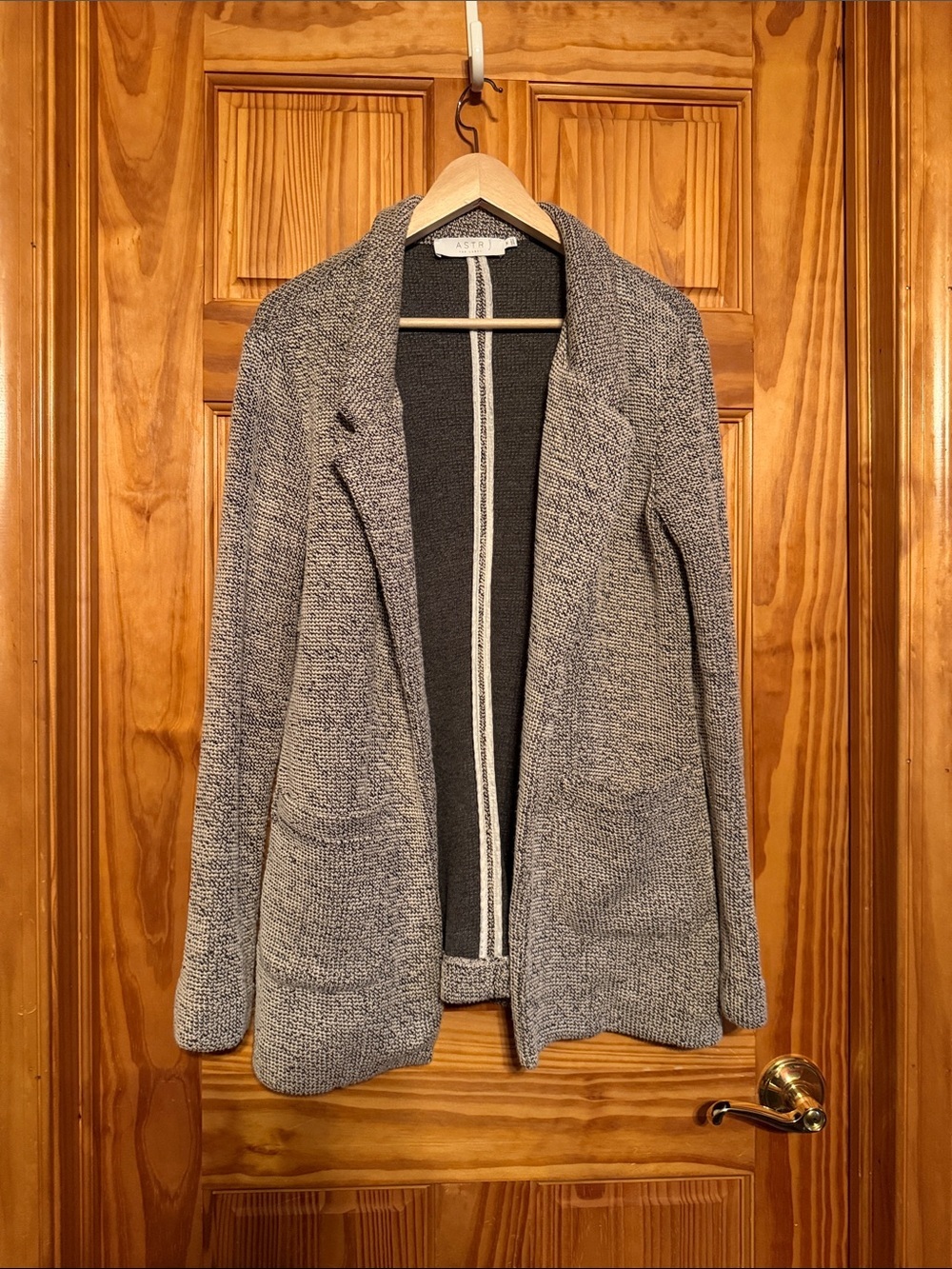 Astr Open-Front Knit Cardigan in Heather Gray